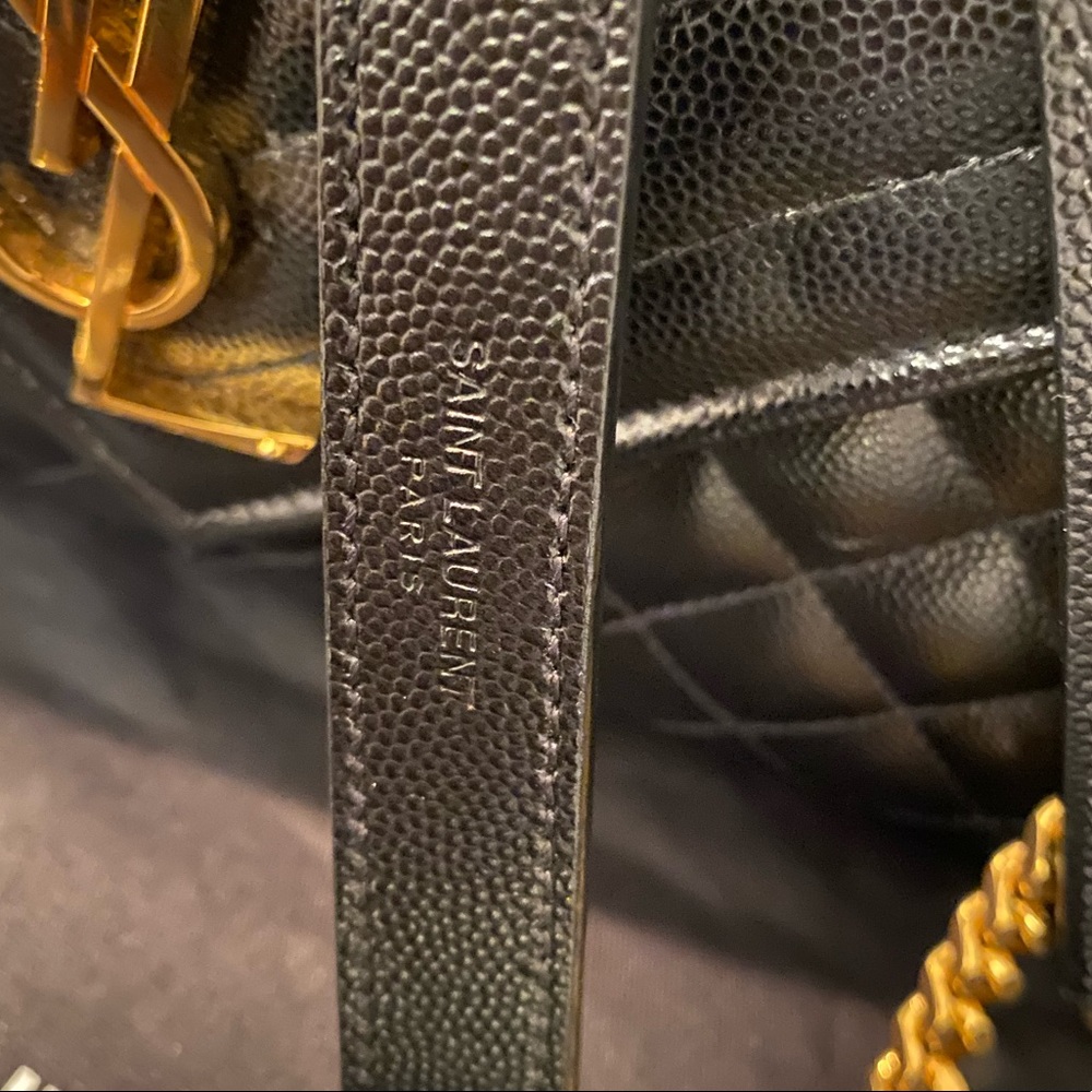 Saint Laurent Medium Envelope Bag in Black - Picture 3 of 13